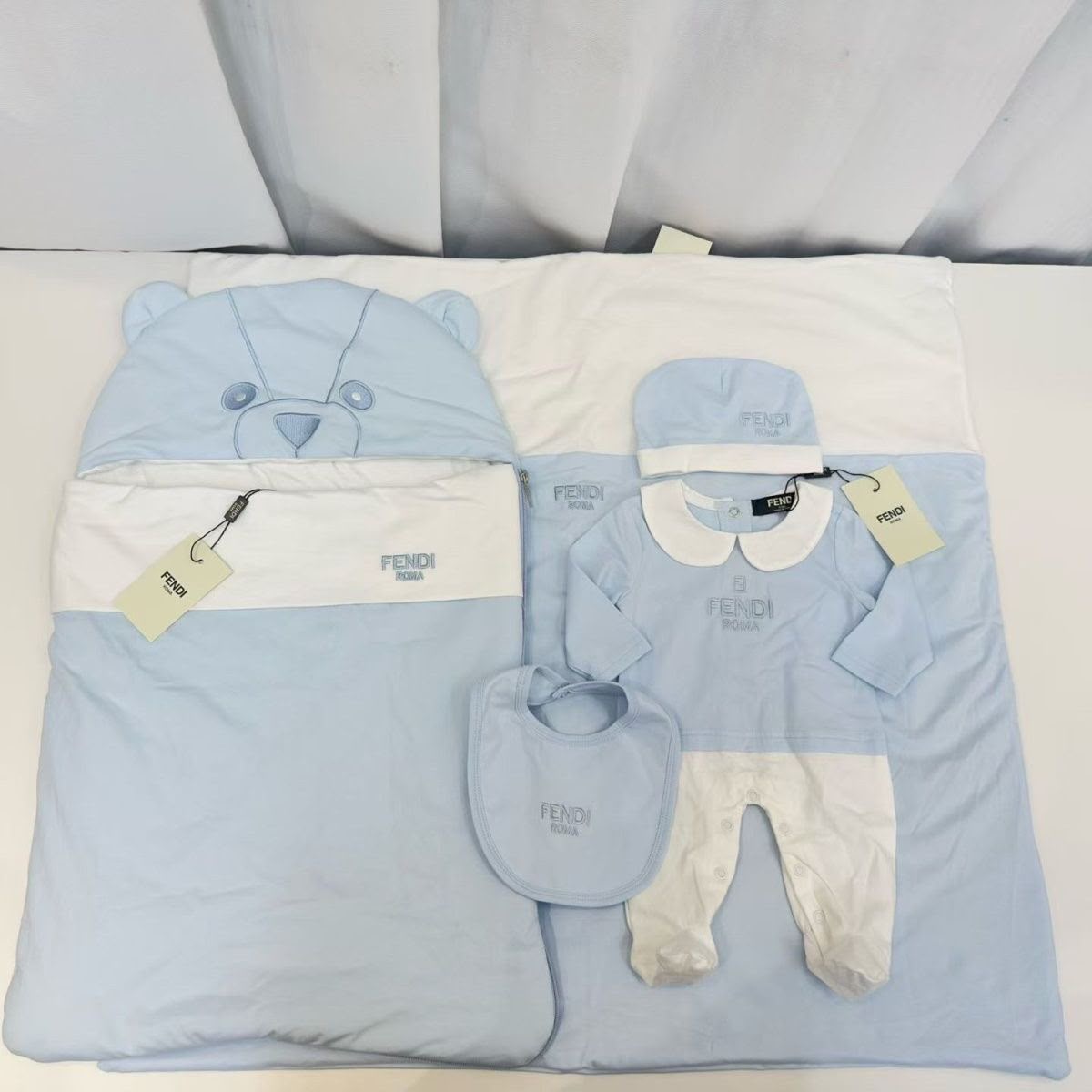 Fendi Roma Bear Set