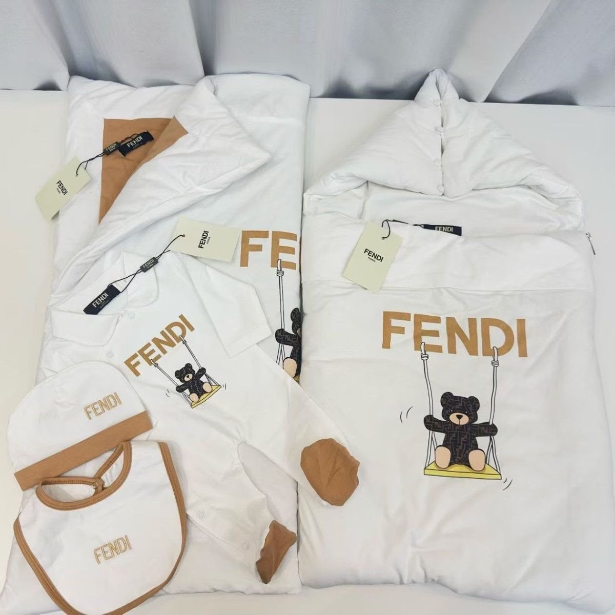 Fendi Kids Bear-Print Babywear Set