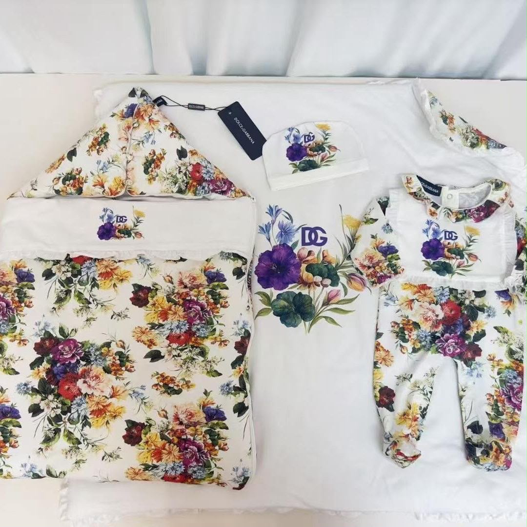 Dolce & Gabbana floral-print baby set