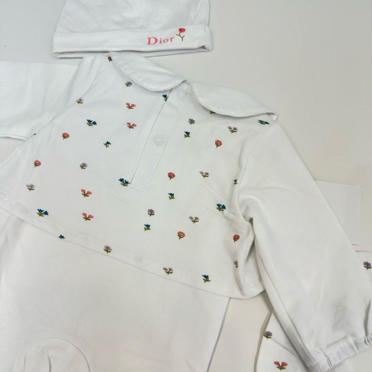 Dior  layette -print baby set