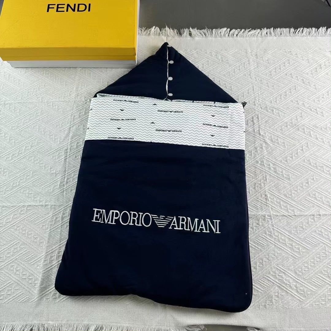 Emporio Armani 5-piece Newborn set