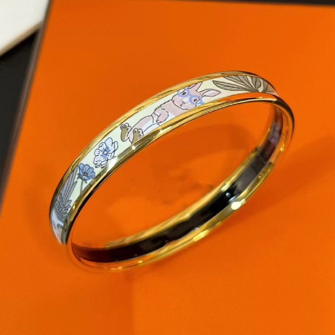 Hermes Elegant Enamel Bangles