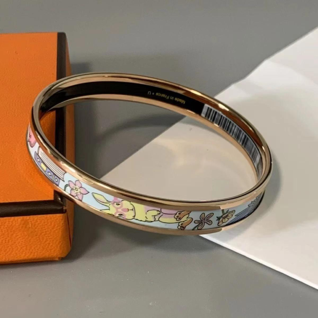 Hermes Elegant Enamel Bangles