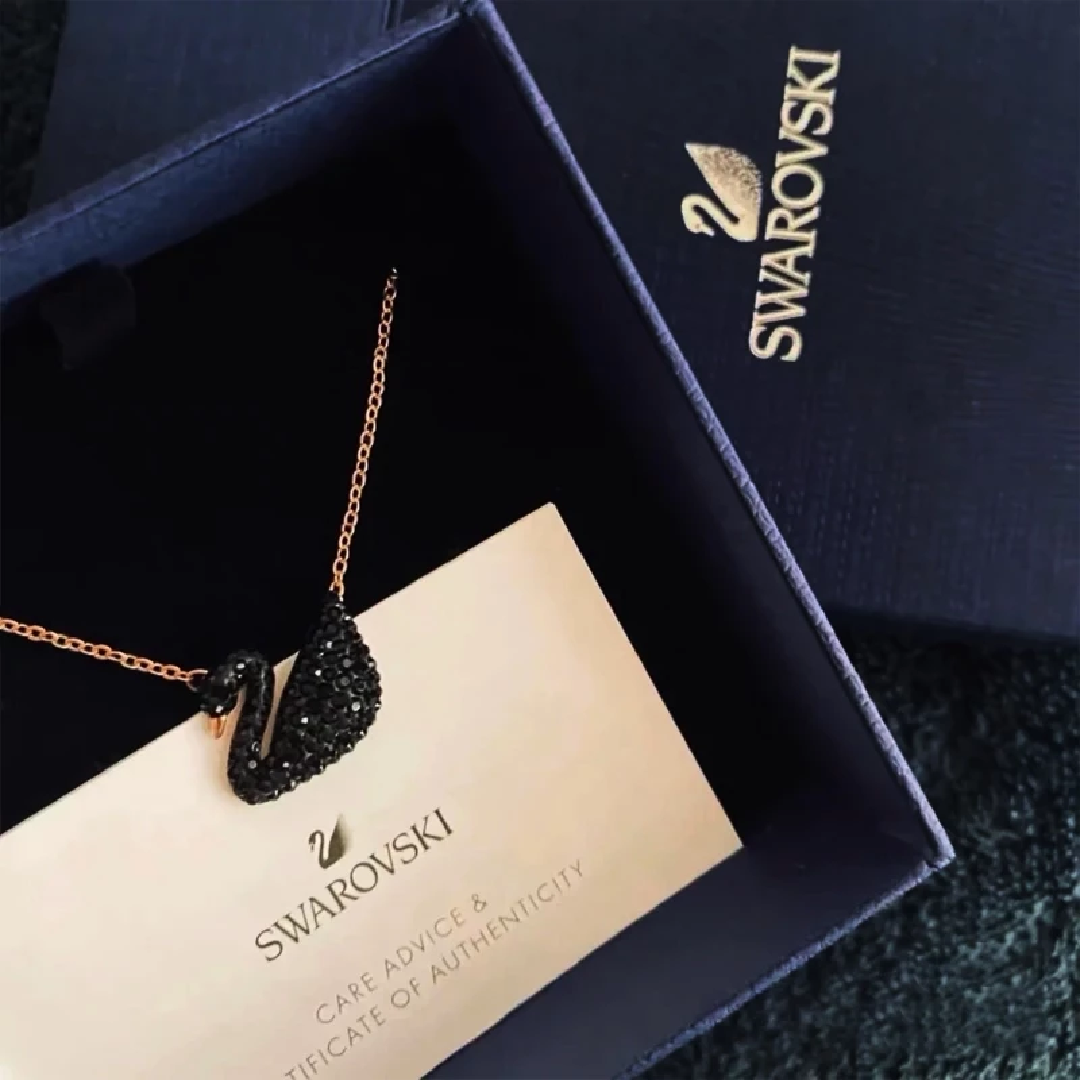Swarovski Swan Crystal Necklace Gift Set