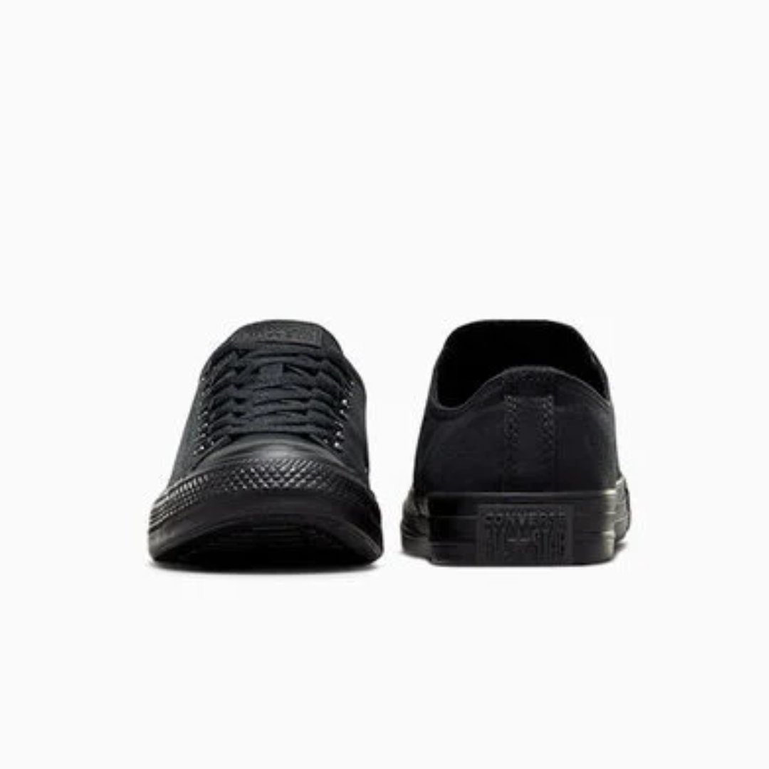 Converse Chuck Taylor All Star Classic Low-Top Sneakers