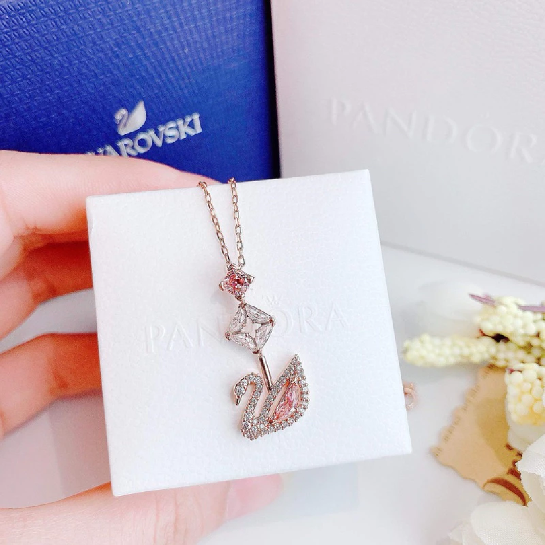 Swarovski Swan Crystal Necklace Gift Set