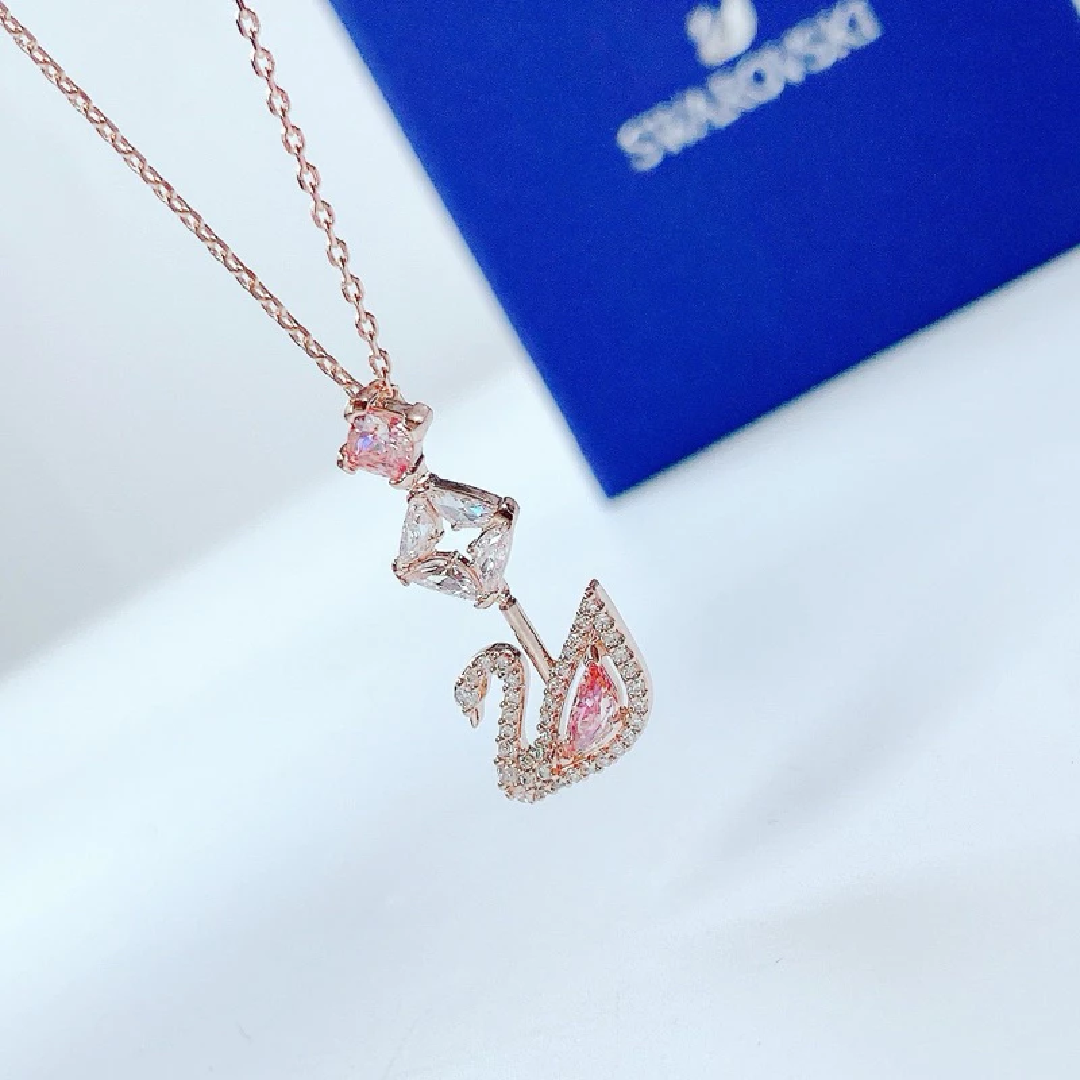 Swarovski Swan Crystal Necklace Gift Set