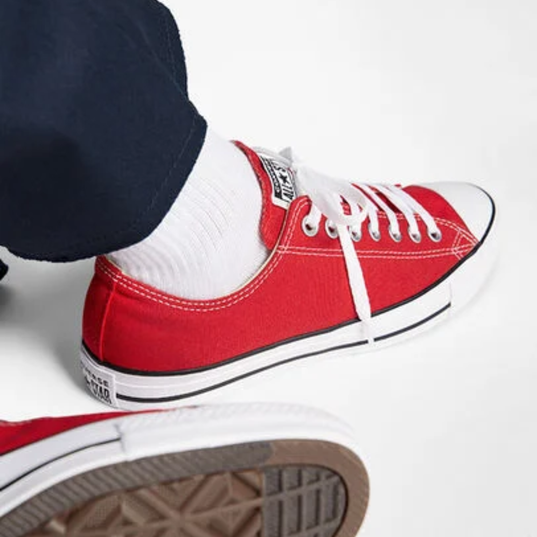 Converse Chuck Taylor All Star Classic Low-Top Sneakers
