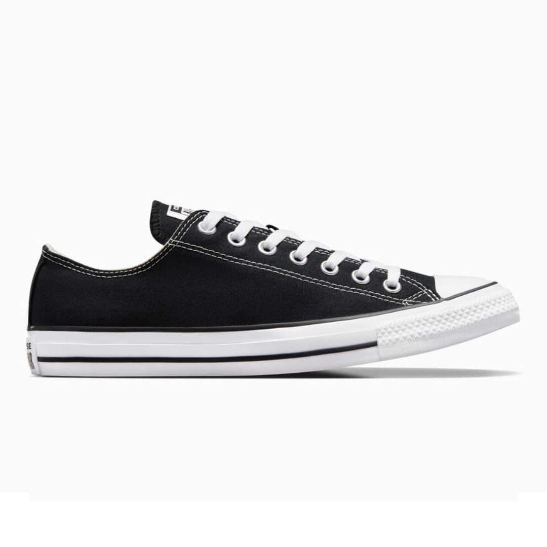 Converse Chuck Taylor All Star Classic Low-Top Sneakers
