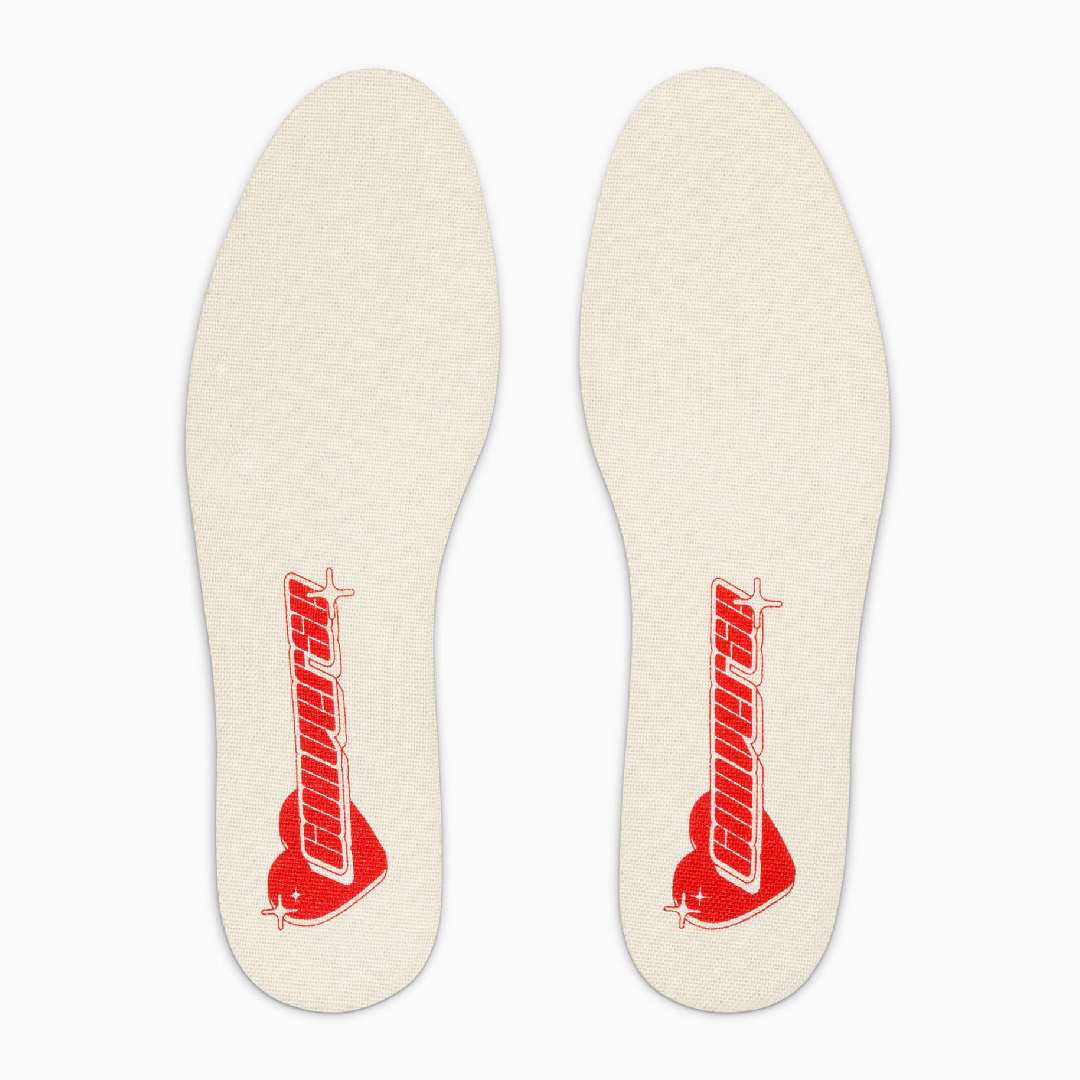 Converse Chuck Taylor All Star – Heart Embroidery High Top