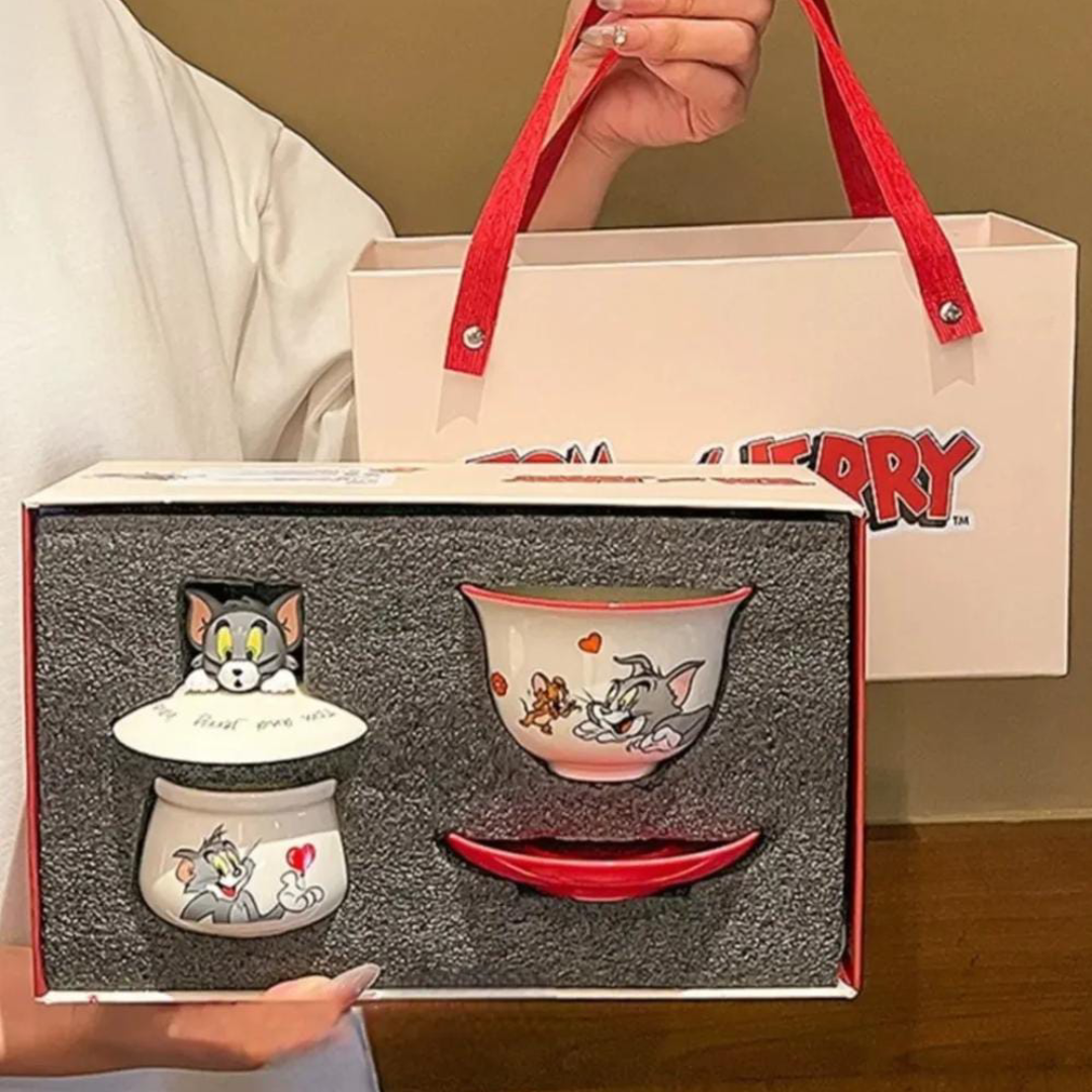 Tom & Jerry Ceramic Tea Set with Gift Bag