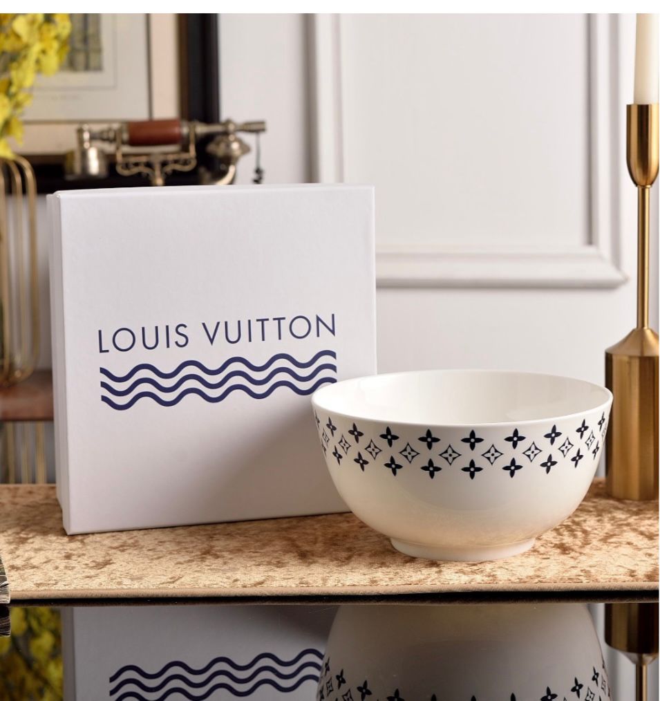 Louis Vuitton porcelain