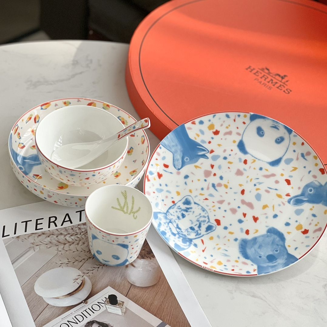 HermÃ¨s porcelain dinnerware