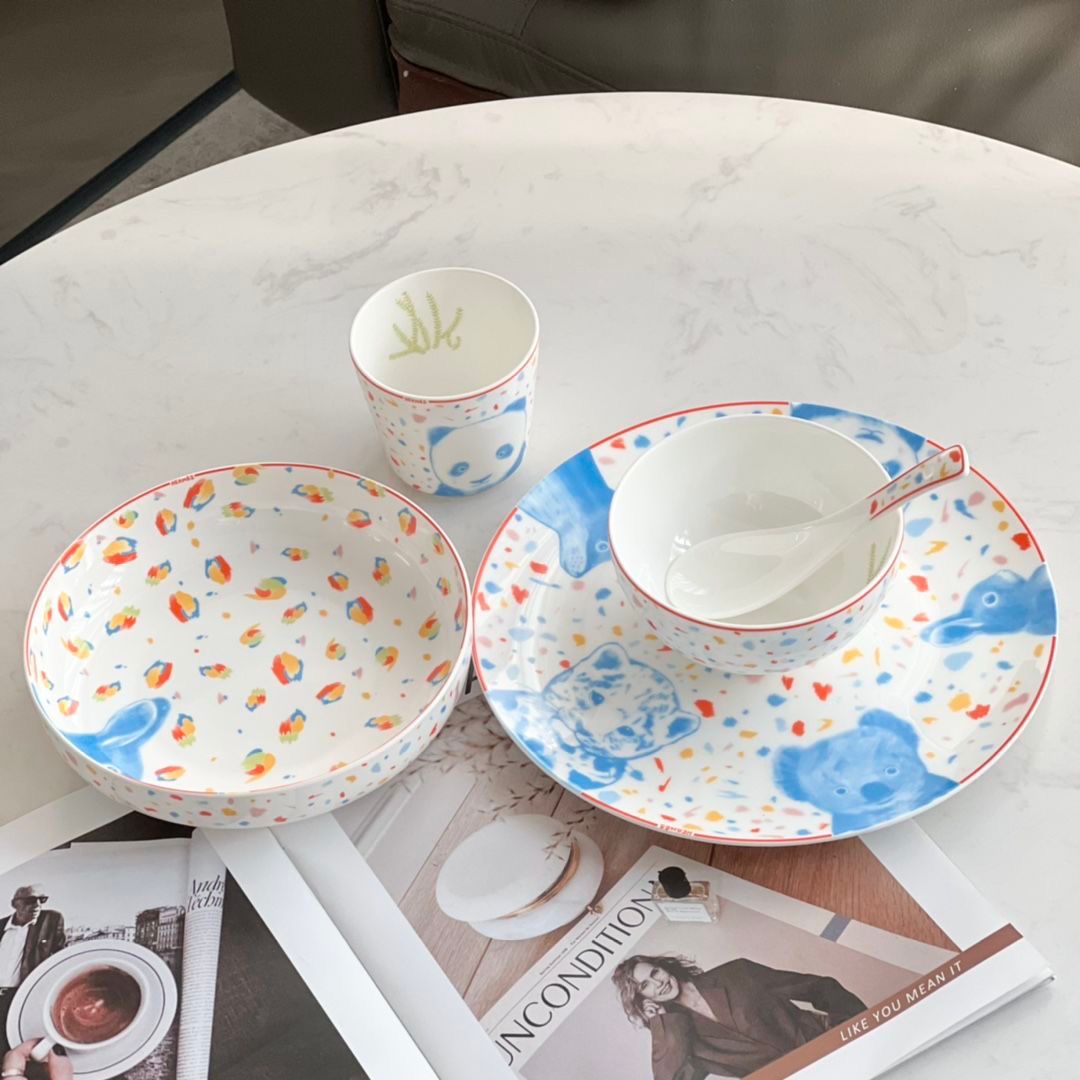 HermÃ¨s porcelain dinnerware