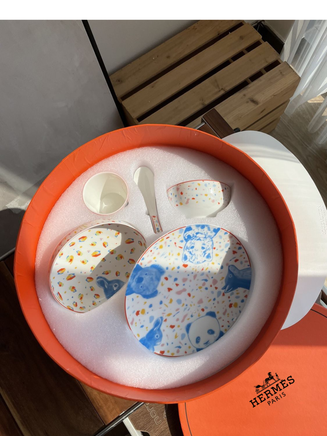 HermÃ¨s porcelain dinnerware