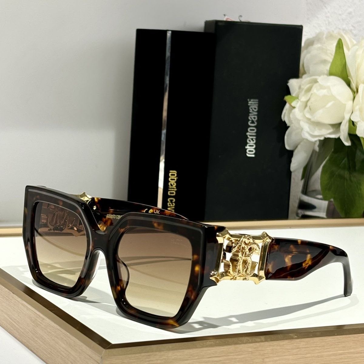 Roberto Cavalli SRC089 (0700)