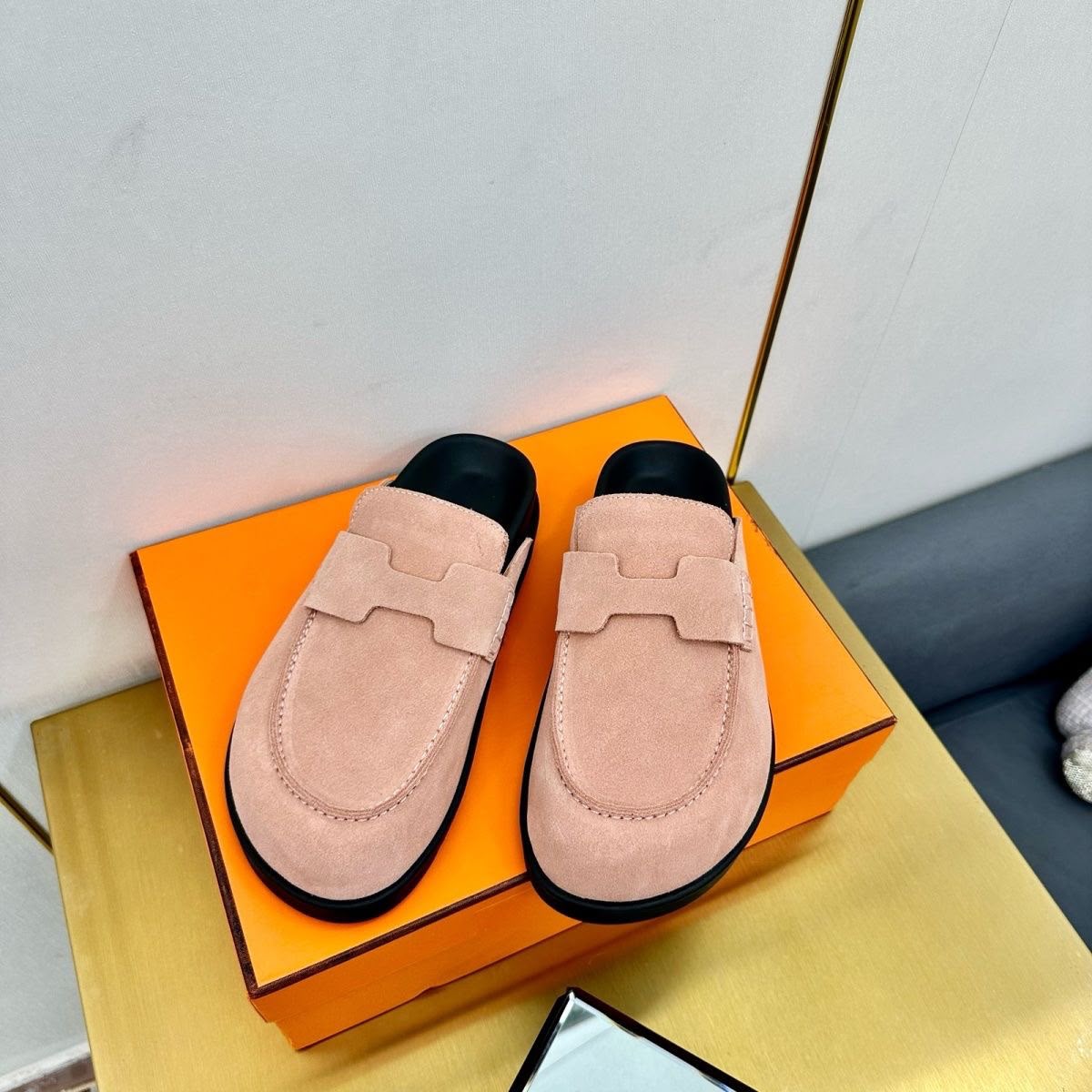 Hermes Go Mule