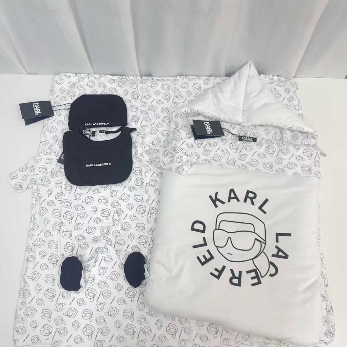 Karl Lagerfeld Kids Black Nursery Baby set