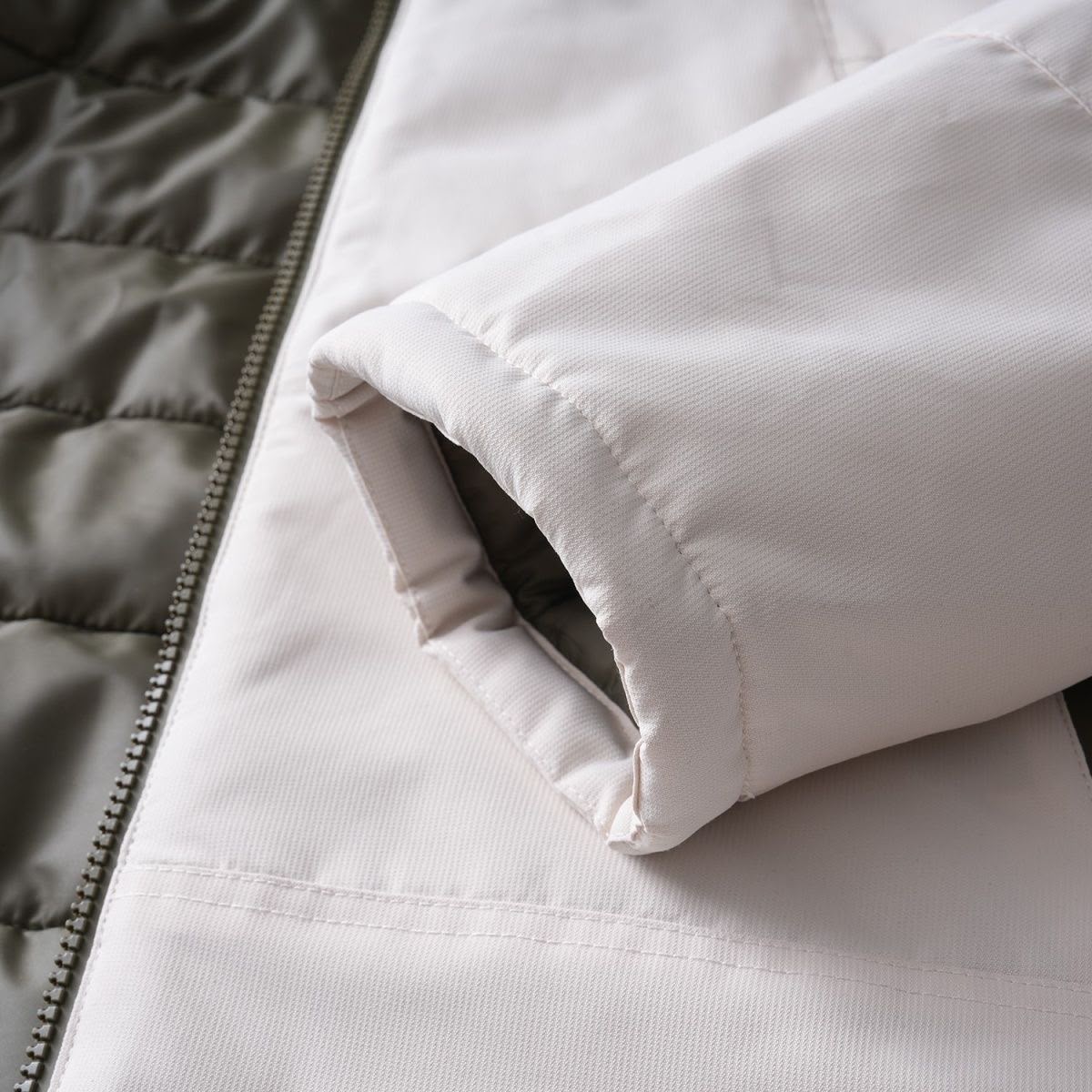 Lightweight Waterproof Hooded Windbreaker Jacket