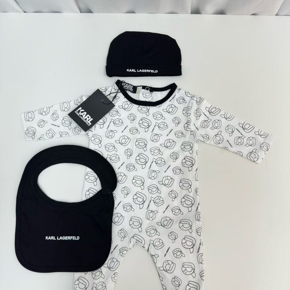 Karl Lagerfeld Kids Black Nursery Baby set