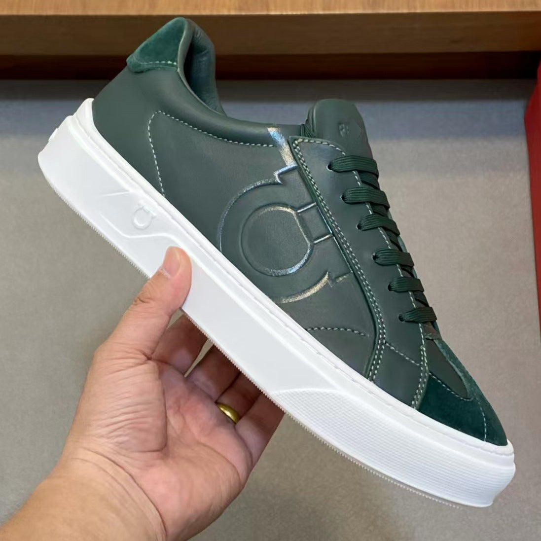 Men's Round-Toe Embossed Platform Sneakers
