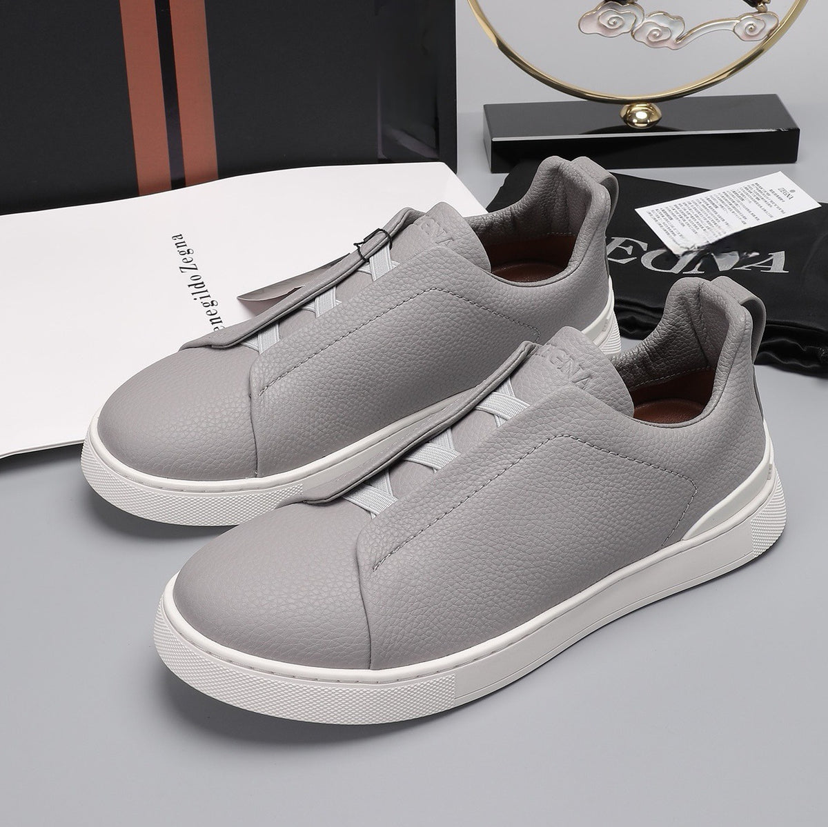 Men's Classic Elastic-Band Leather Loafers