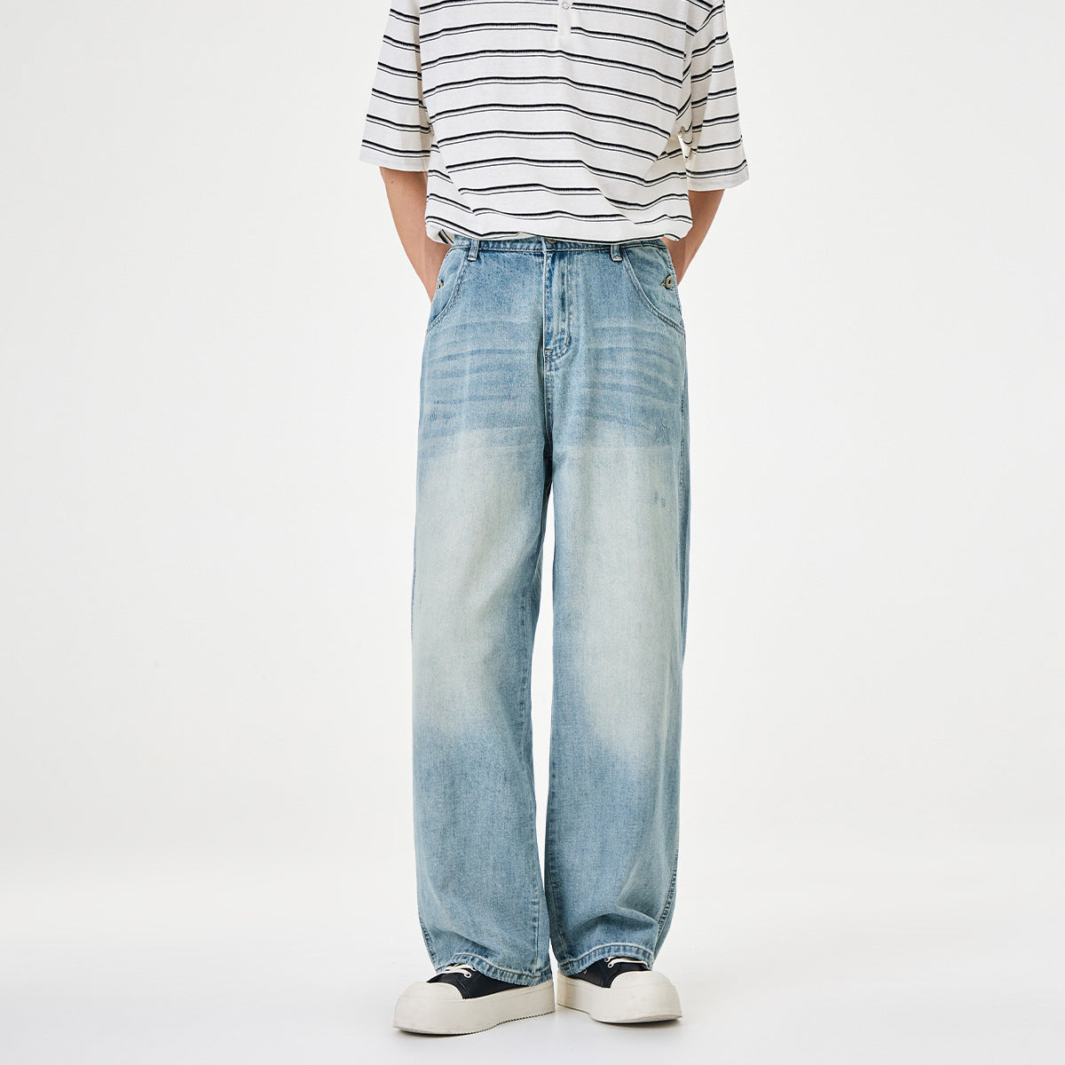 Men's Distressed Wide-Leg Jeans