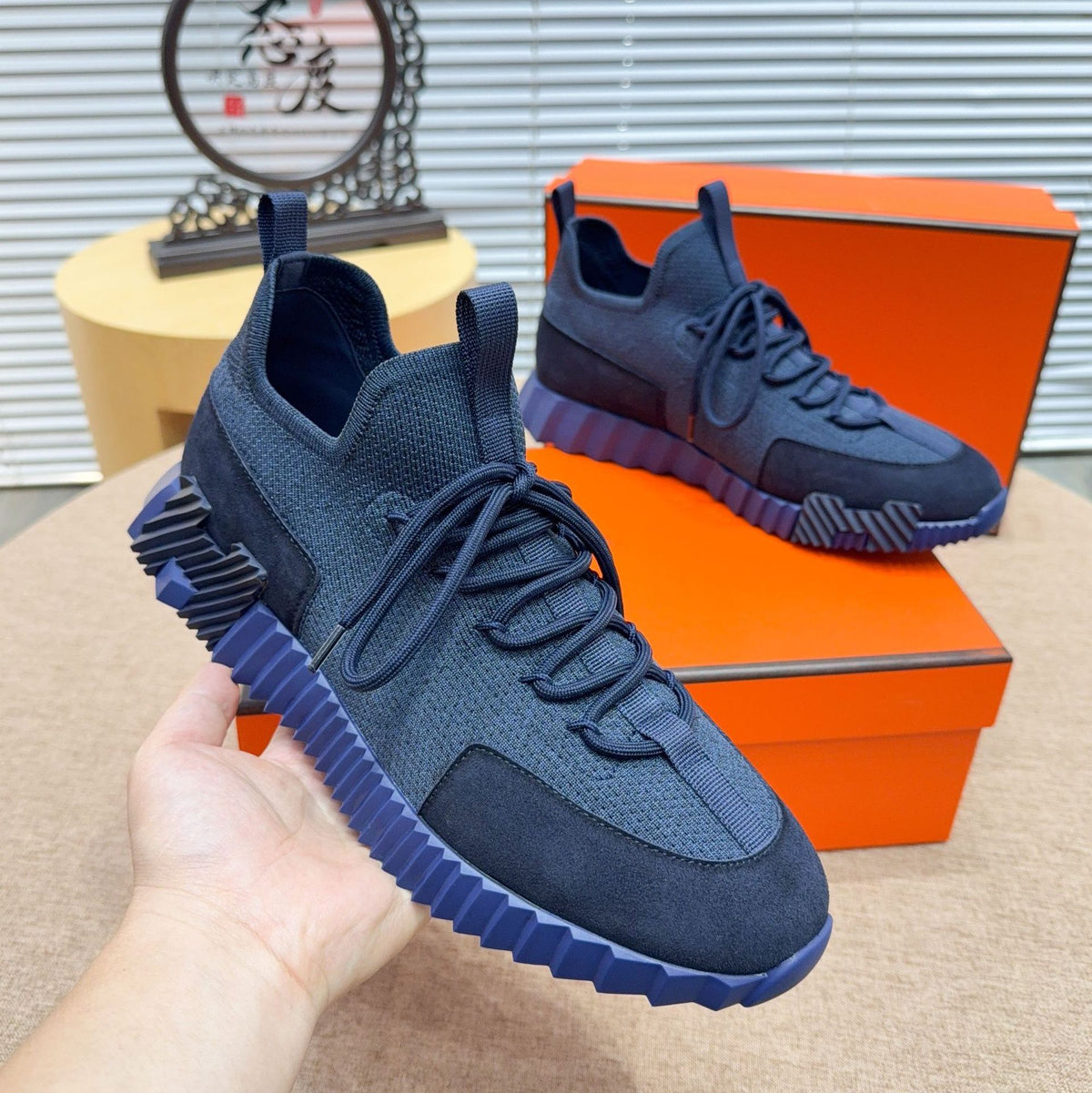Men's Breathable Mesh Lace-Up Sneakers