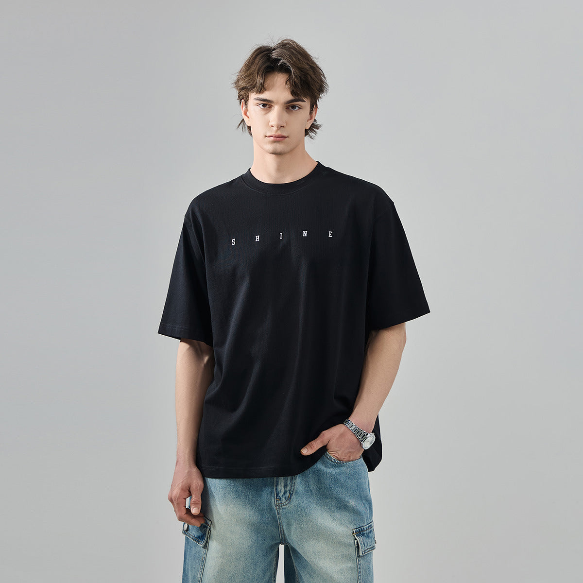 Men's Contrast Embroidered Round Neck T-Shirt