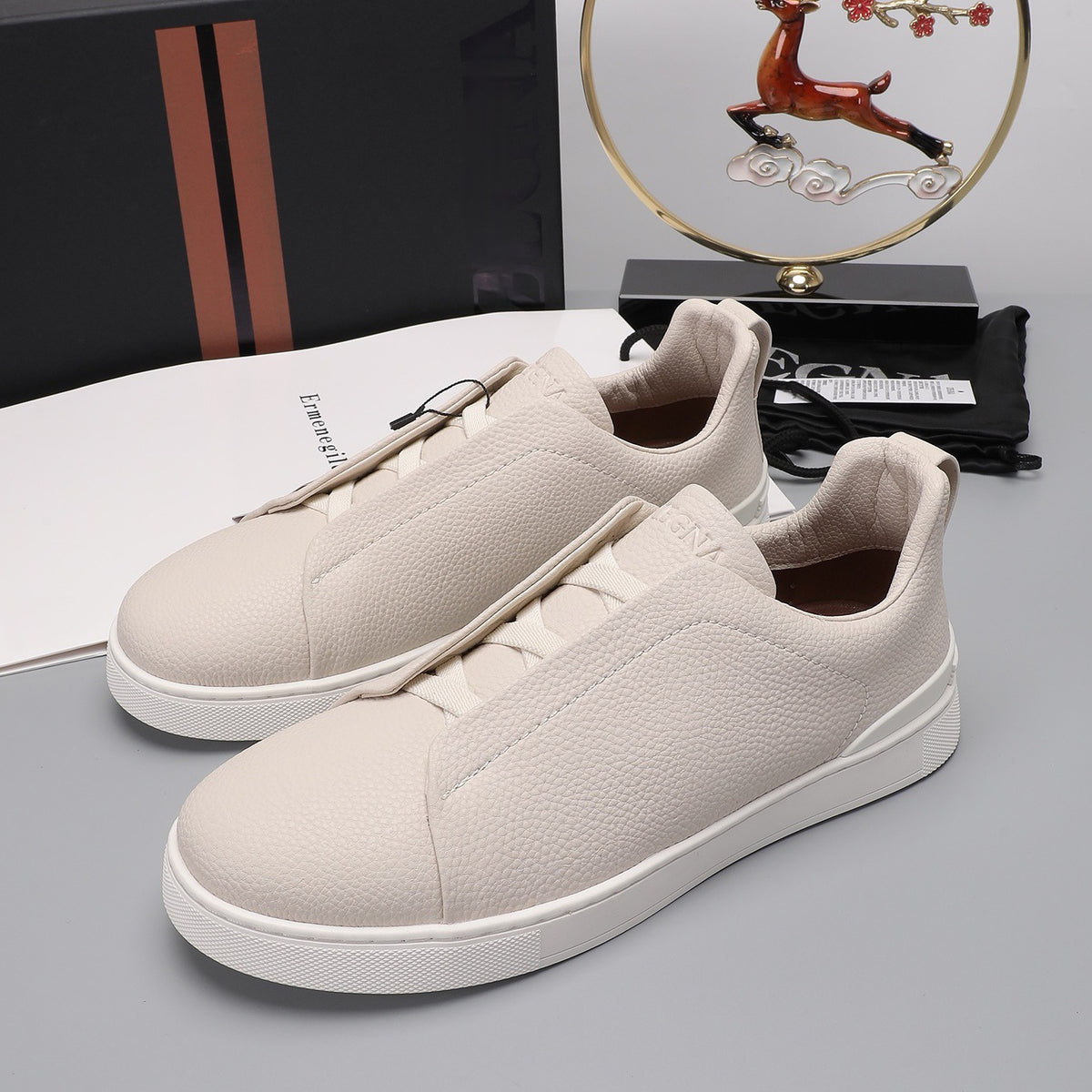Men's Classic Elastic-Band Leather Loafers
