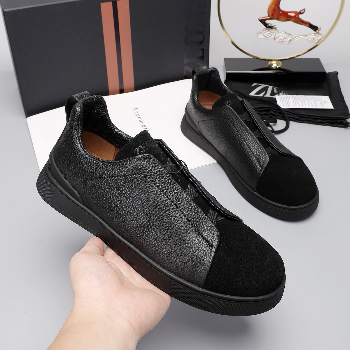 Men's Classic Elastic-Band Leather Loafers