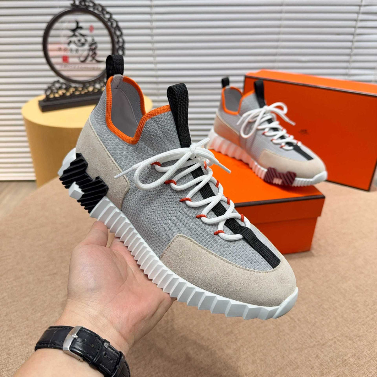 Men's Breathable Mesh Lace-Up Sneakers