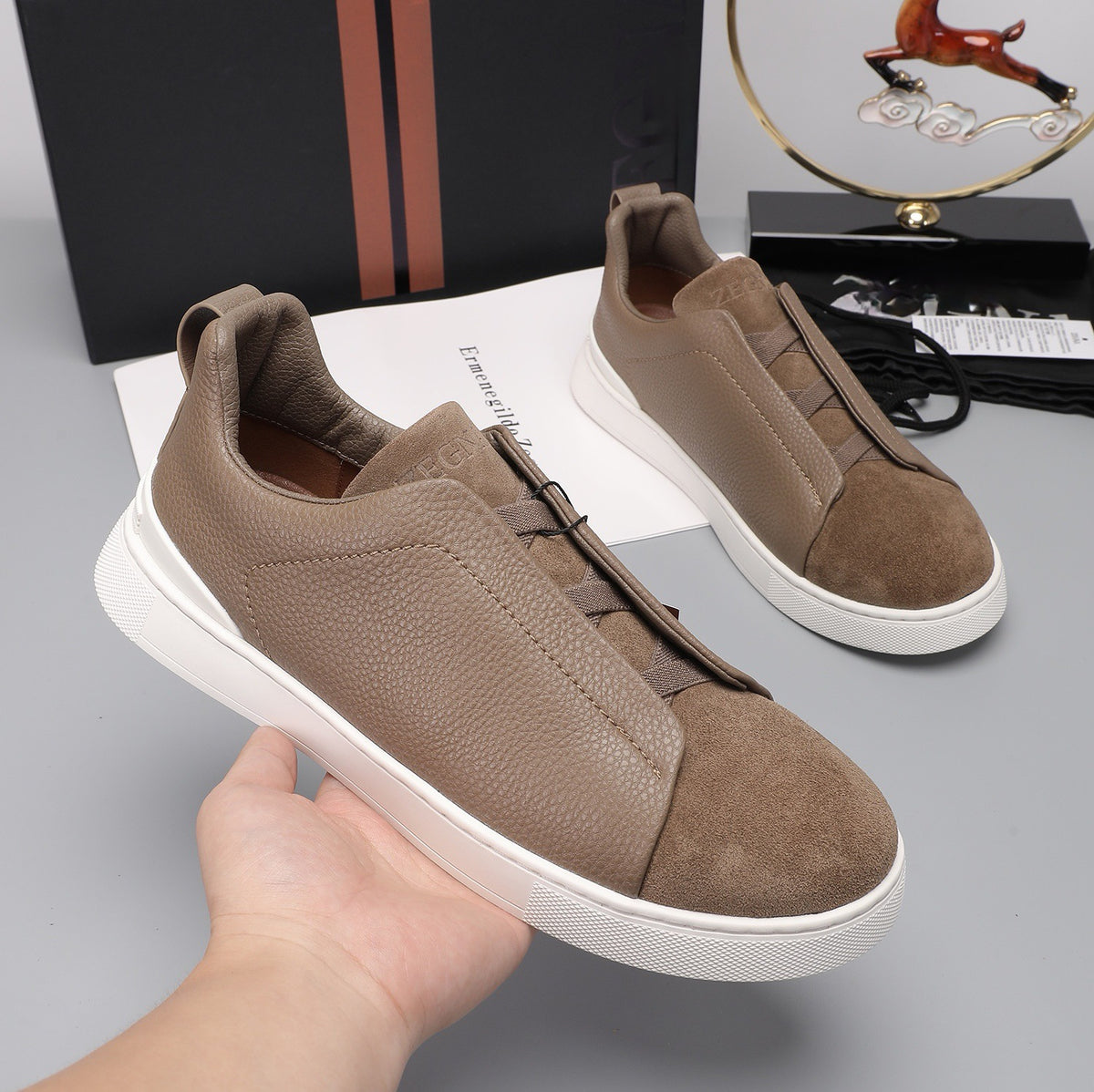 Men's Classic Elastic-Band Leather Loafers
