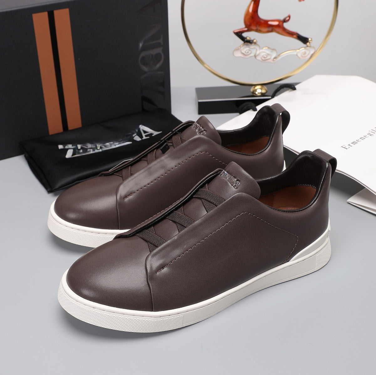 Men's Classic Elastic-Band Leather Loafers