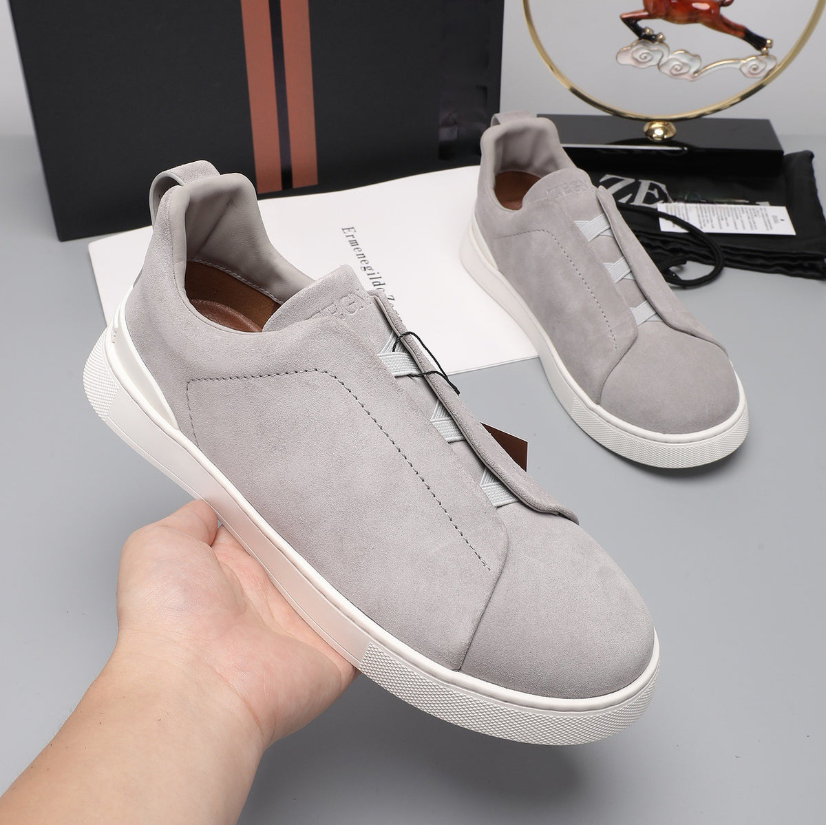 Men's Classic Elastic-Band Leather Loafers