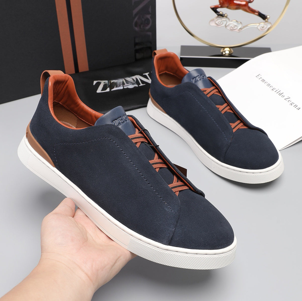Men's Classic Elastic-Band Leather Loafers