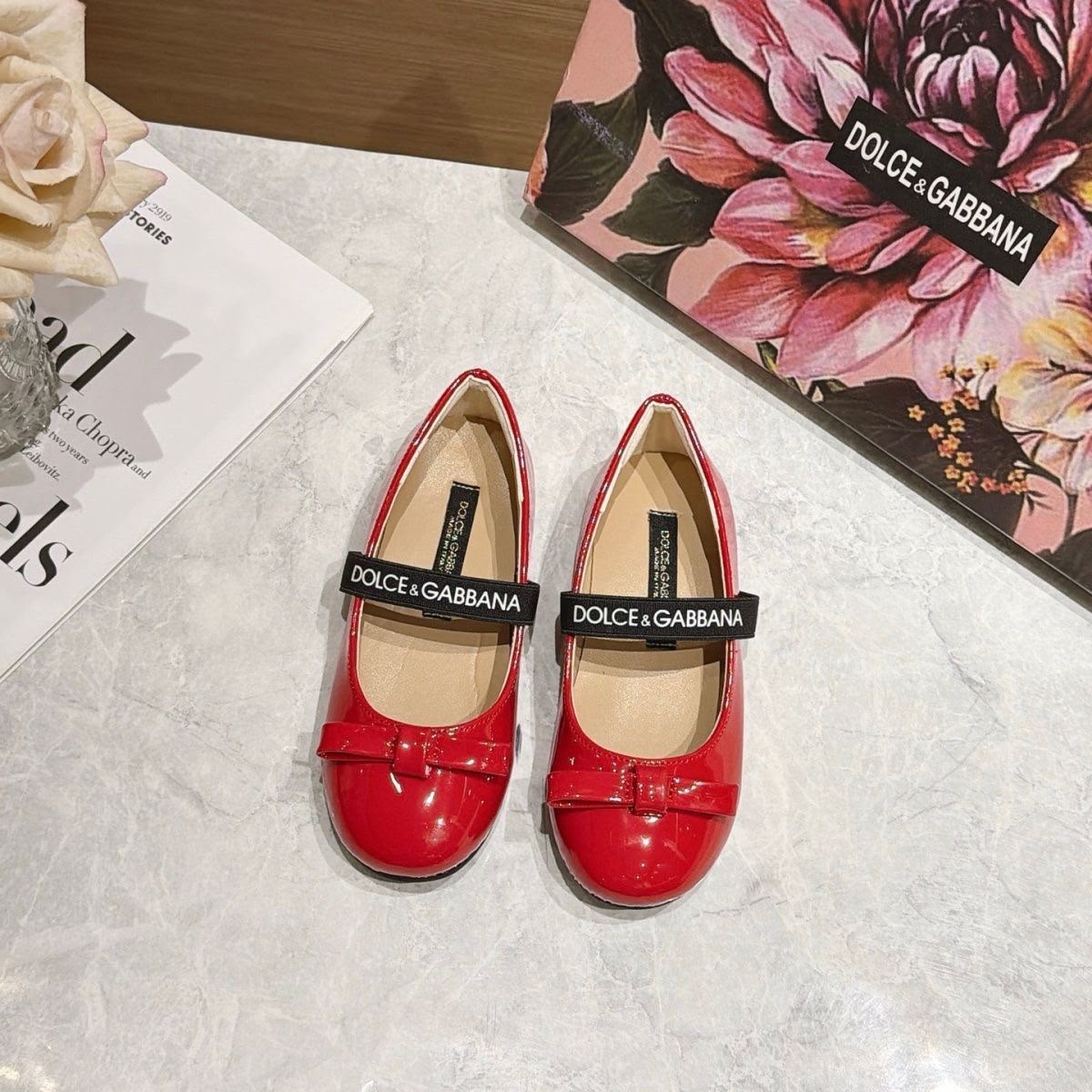 Dolce & Gabbana Patent leather ballet flats with elastic