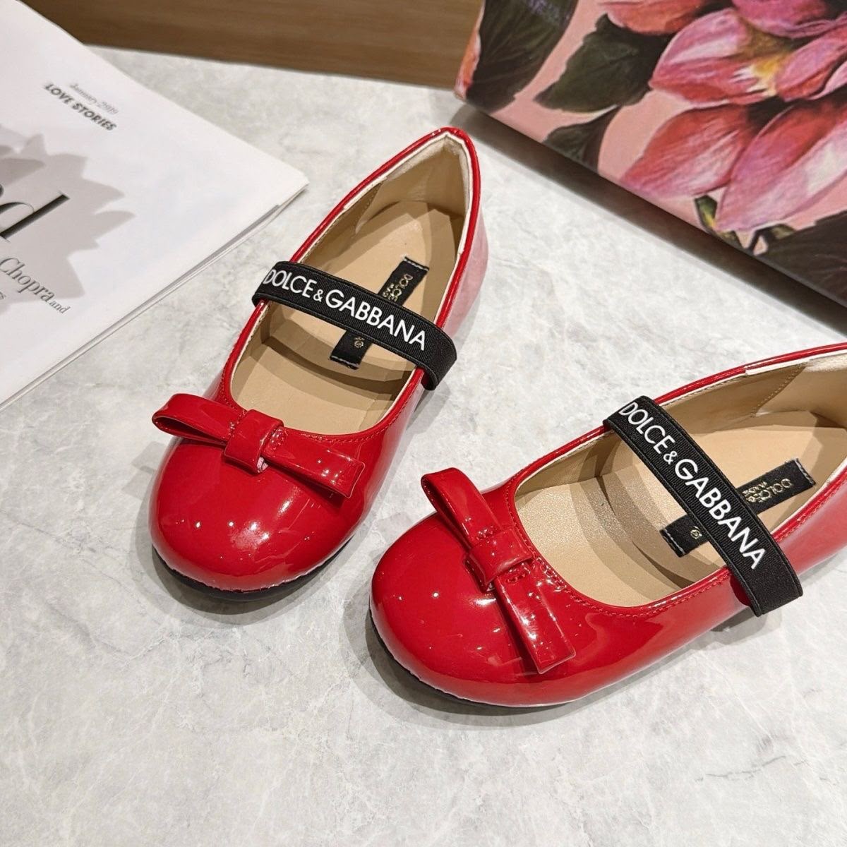 Dolce & Gabbana Patent leather ballet flats with elastic